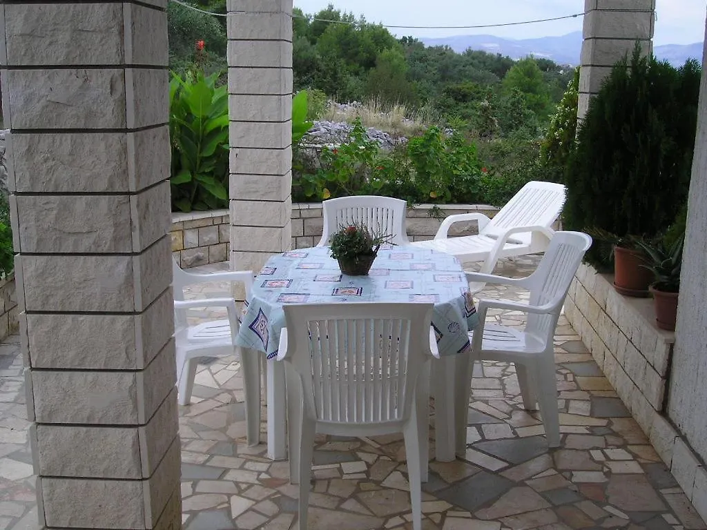 Villa Leone Slatine Apartmán