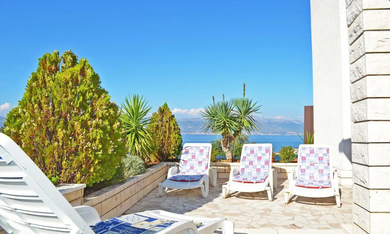Villa Leone Slatine 0*,  Chorvatsko